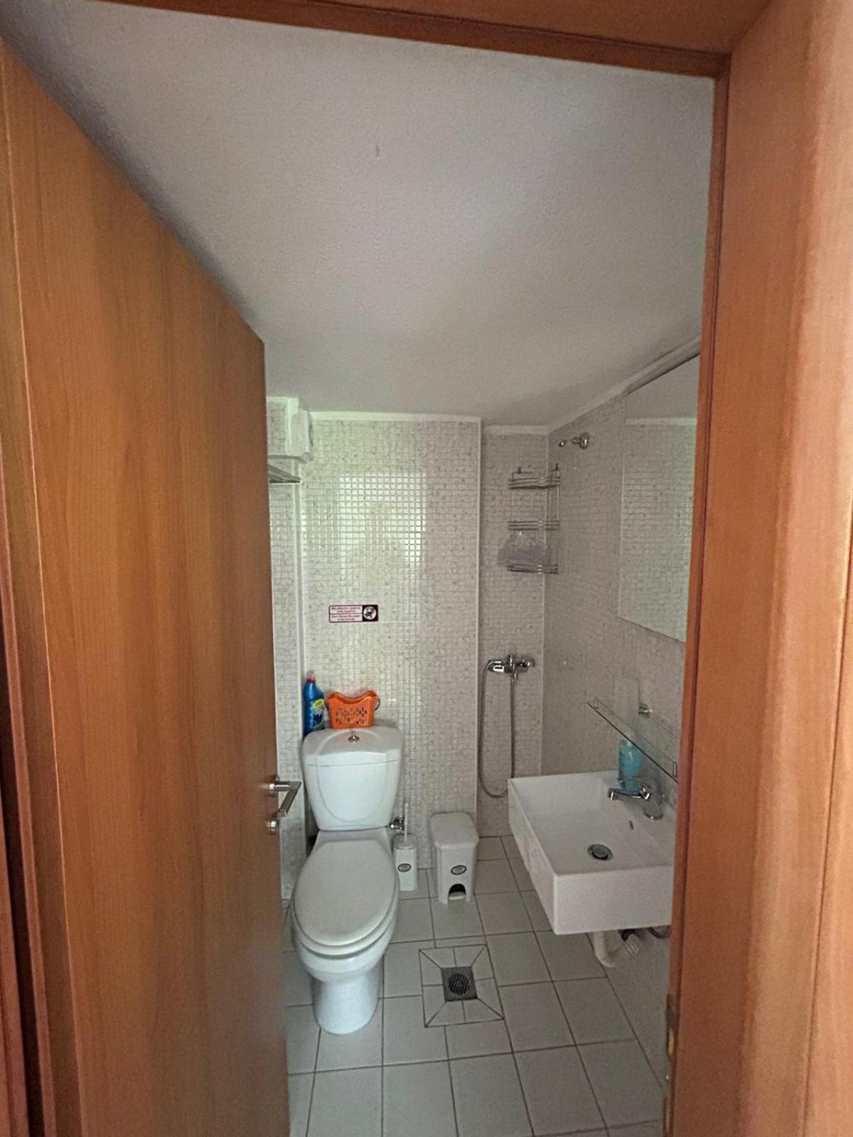 Karma Apartment *
